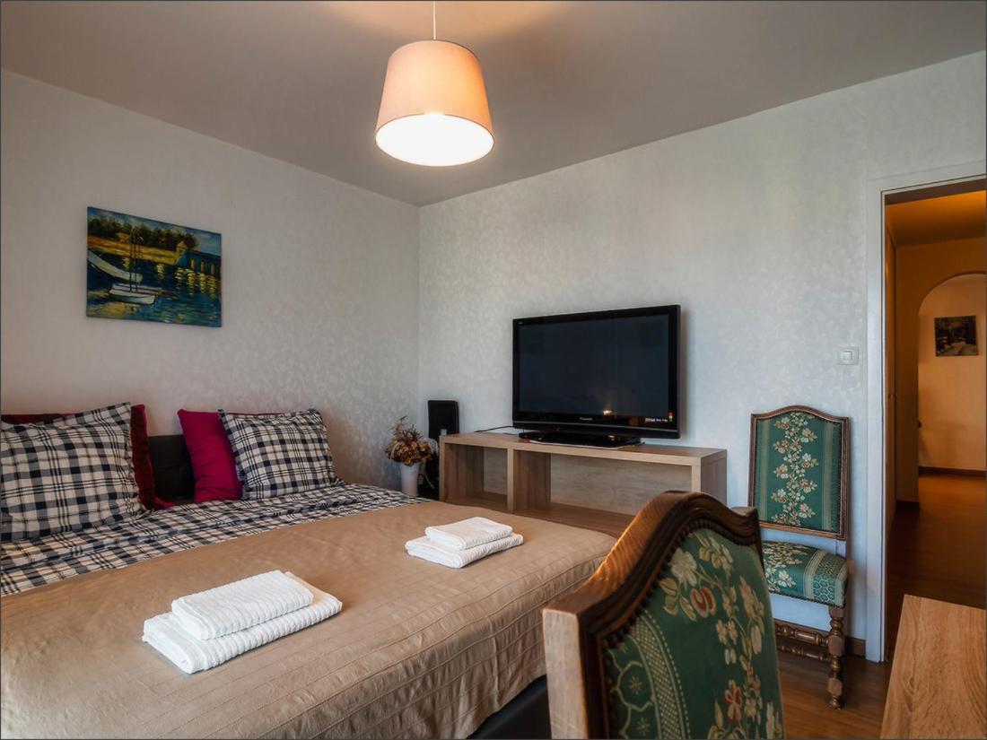 Chambre Chez Victor Apartment ลิงโกไซม์ ภายนอก รูปภาพ
