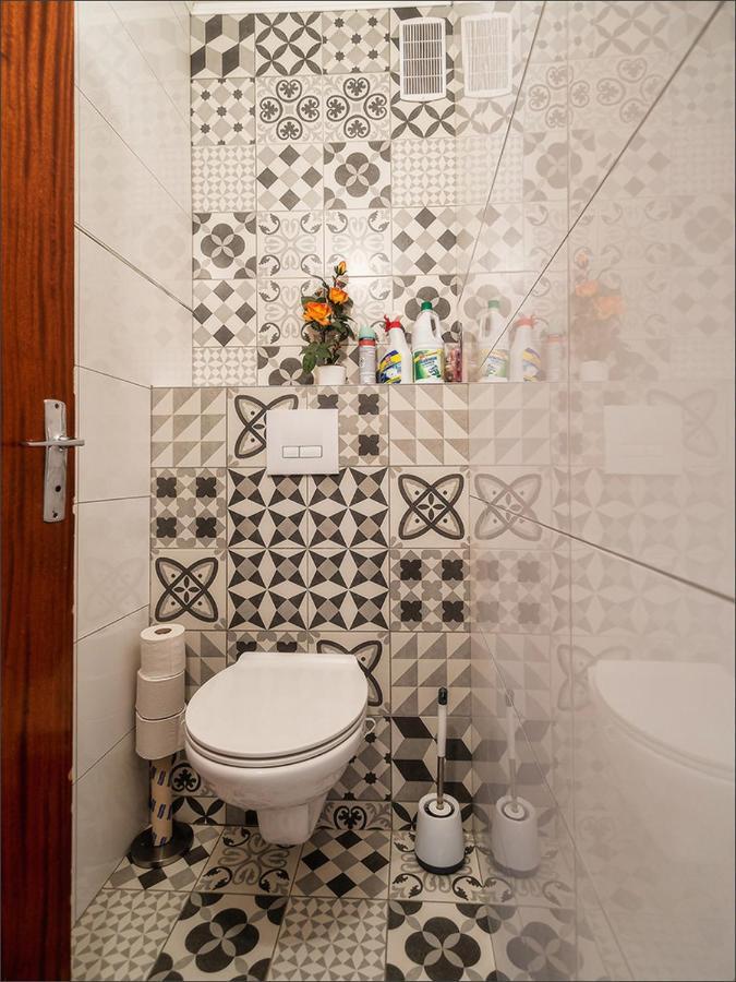 Chambre Chez Victor Apartment ลิงโกไซม์ ภายนอก รูปภาพ